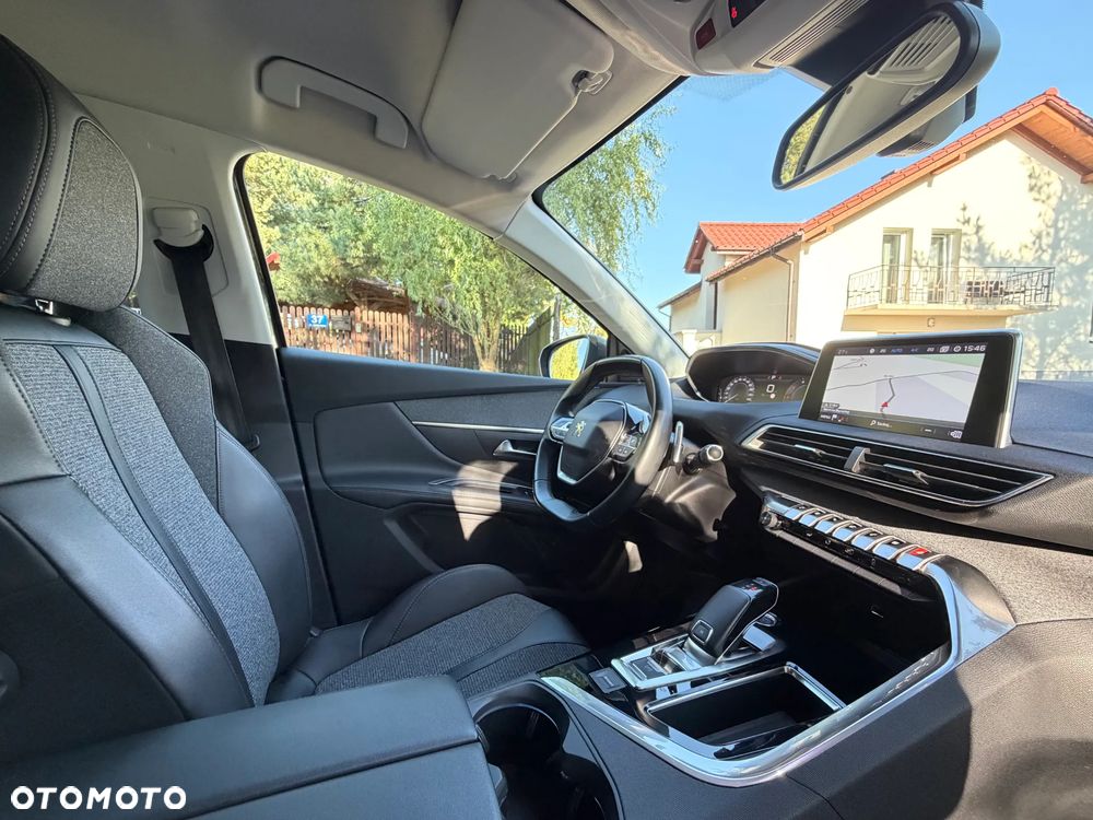 Peugeot 5008 BlueHDi 130 EAT8 Allure Pack - 29