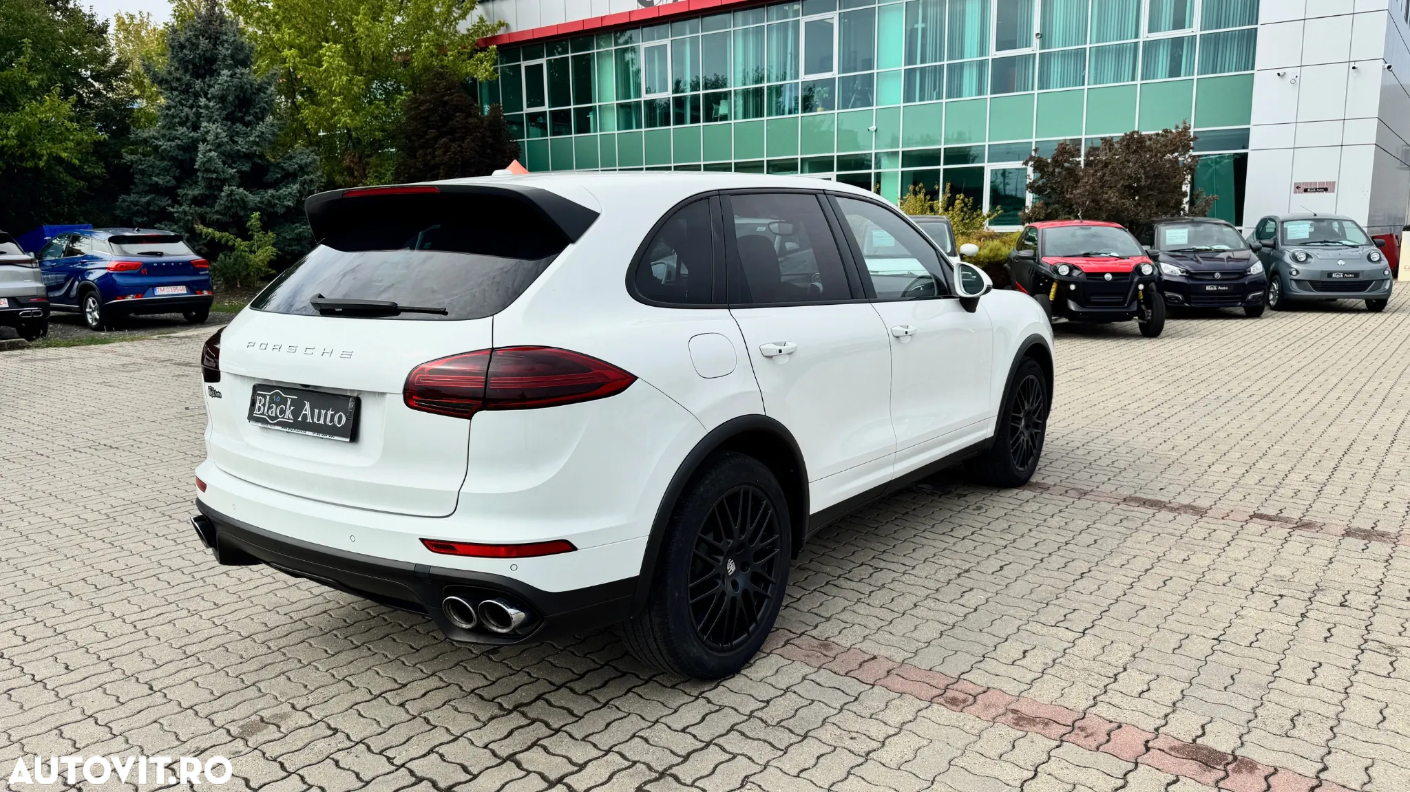 Porsche Cayenne 3.0 L V6 - 4