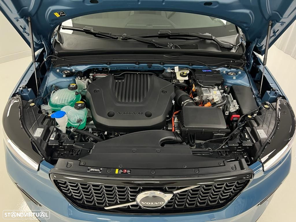 Volvo XC 40 1.5 T4 PHEV Plus Dark - 35