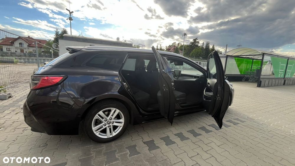 Toyota Corolla 2.0 Hybrid Comfort - 8