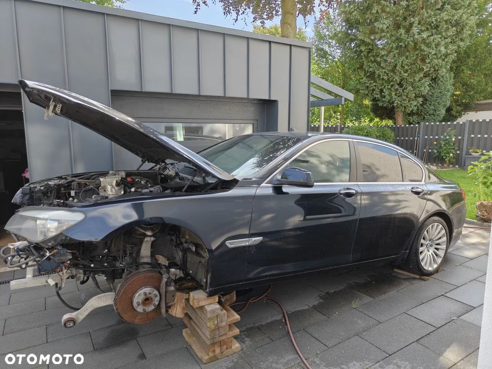 BMW Seria 7 740d xDrive - 8