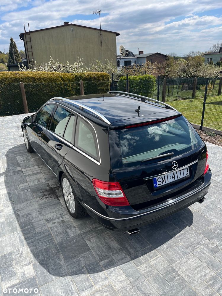 Mercedes-Benz Klasa C 320 CDI DPF Elegance - 15