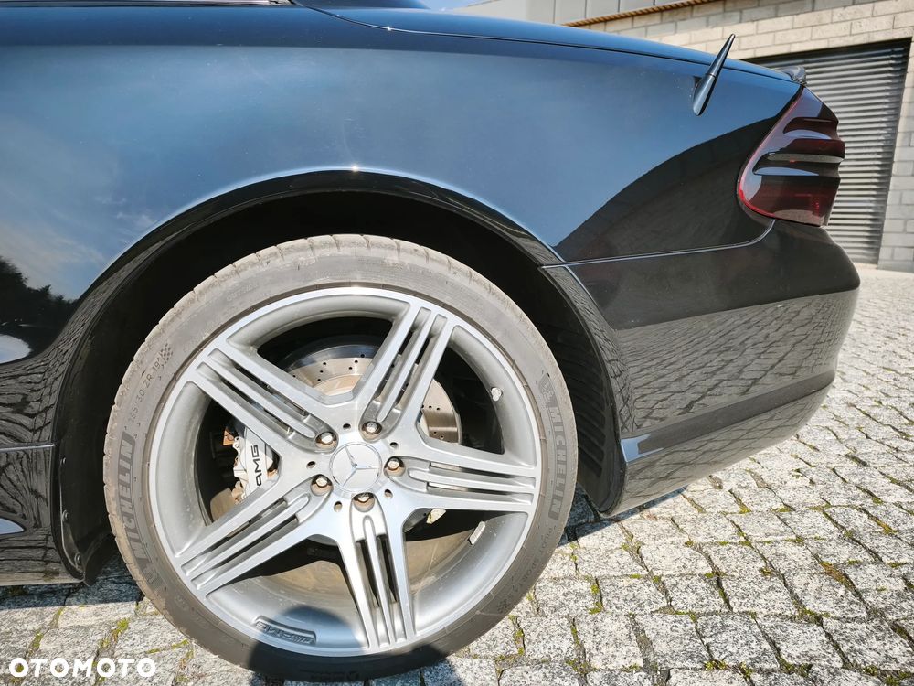 Mercedes-Benz SL 63 AMG SPEEDSHIFT MCT - 10