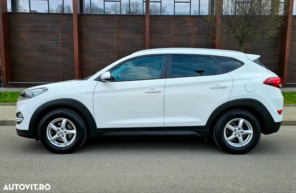 Hyundai Tucson blue 1.7 CRDi 2WD DCT Advantage - 5