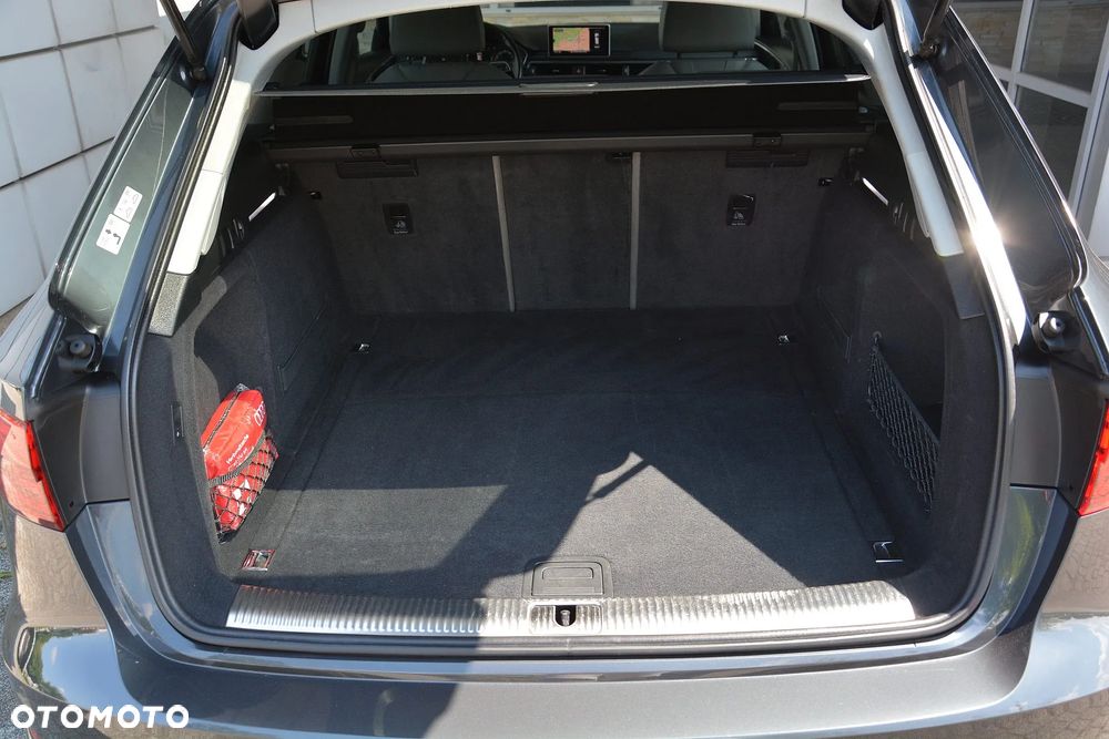 Audi A4 Avant 2.0 TDI S tronic sport - 16