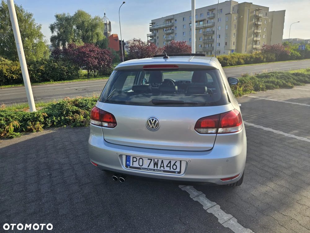 Volkswagen Golf 2.0 TDI DPF DSG Highline - 5