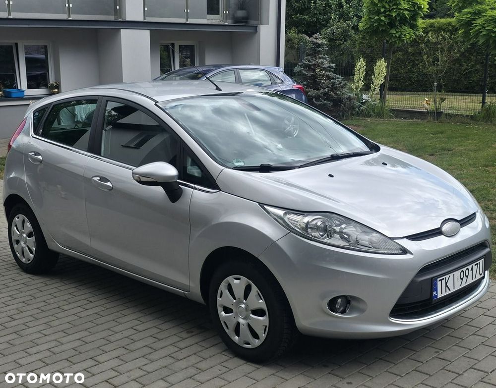 Ford Fiesta - 2