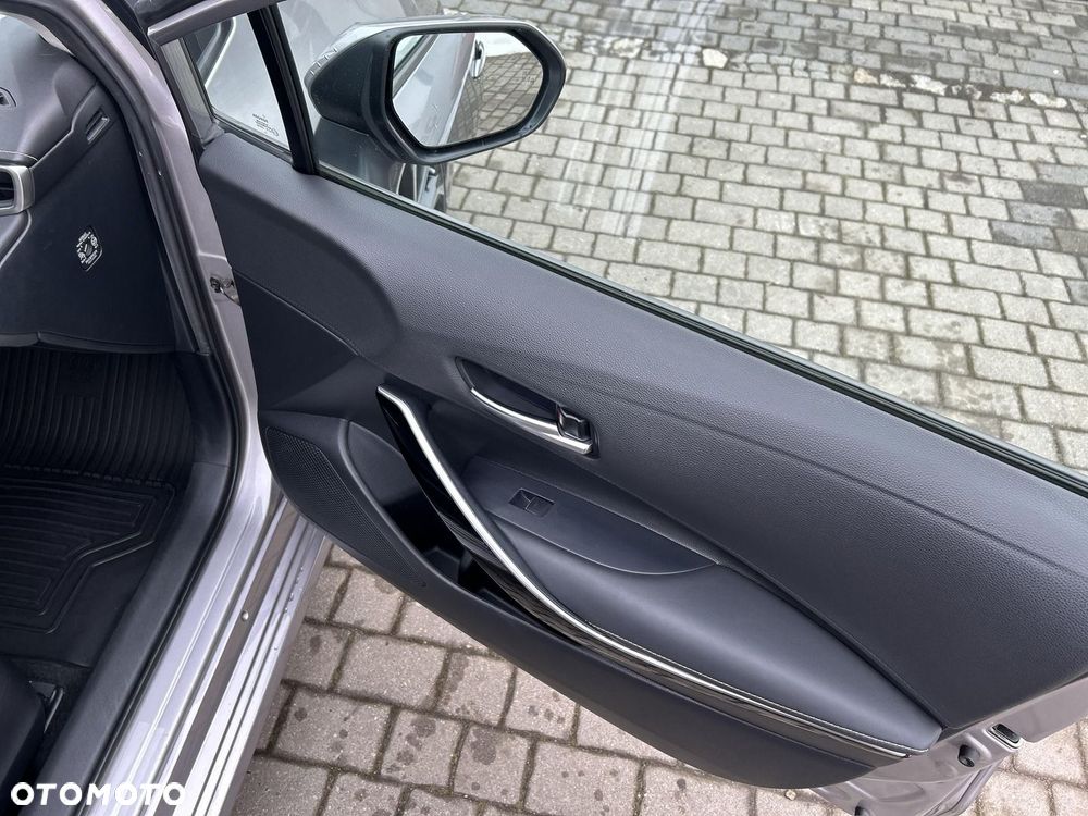 Toyota Corolla 1.6 Executive - 32