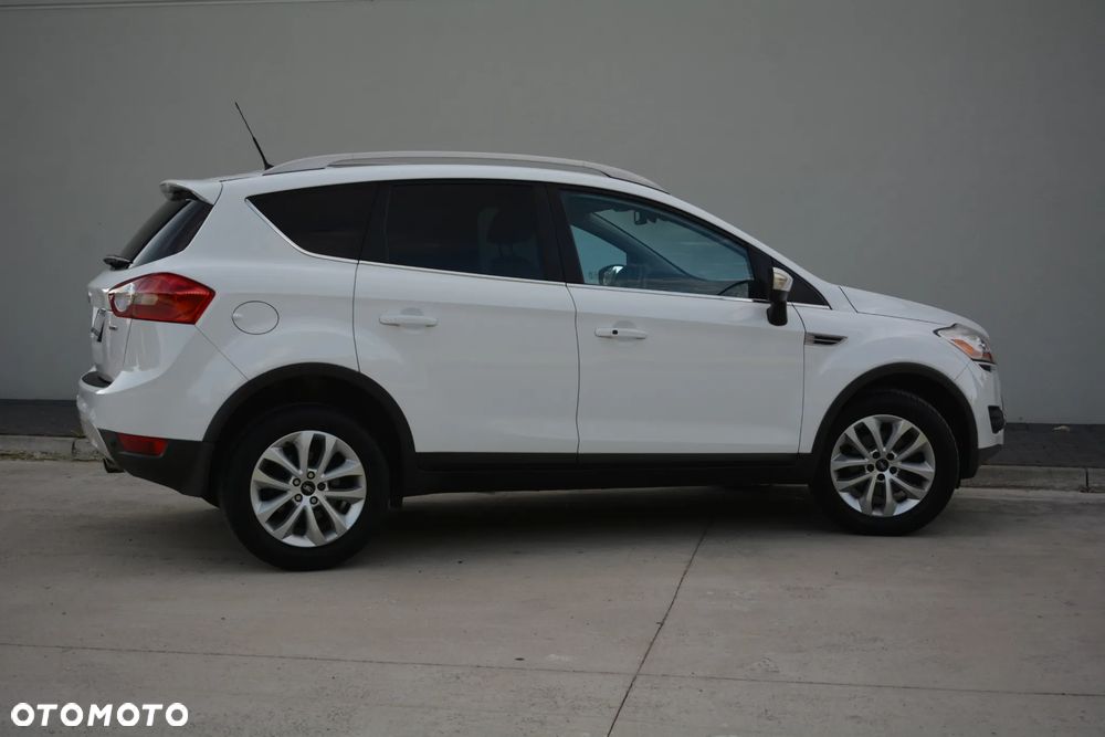 Ford Kuga - 10