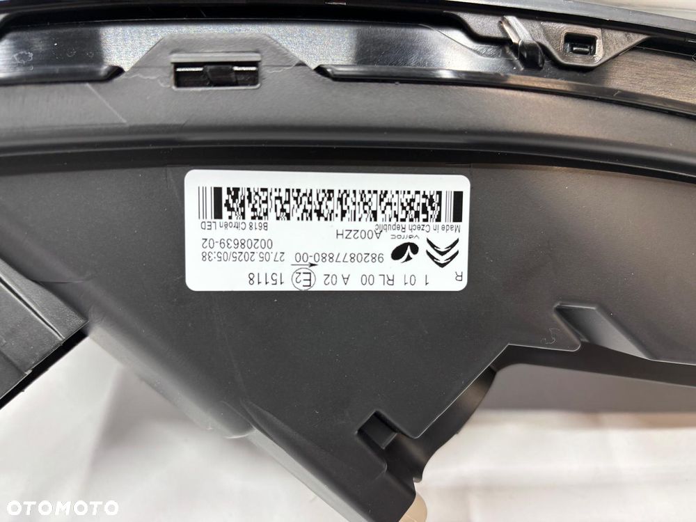 Citroen C3 III Lampa DRL Prawa Przód Przednia 9820877880 - 6