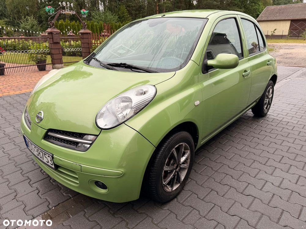 Nissan Micra - 1