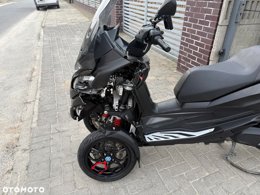 Piaggio MP-3 - 14
