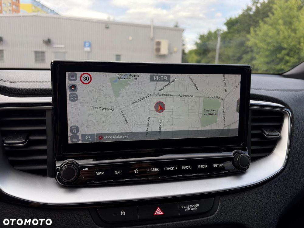 Kia Ceed 1.6 CRDi GT Line DCT - 36
