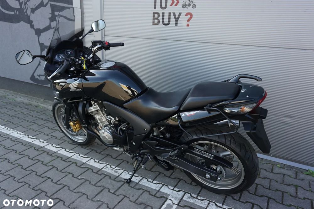 Honda CBF - 12