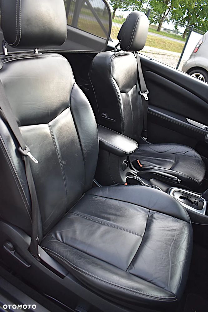 Chrysler 200 - 30