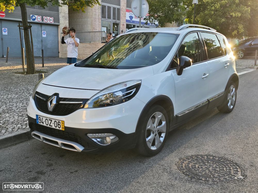 Renault Scénic XMOD 1.5 dCi Sport SS - 1