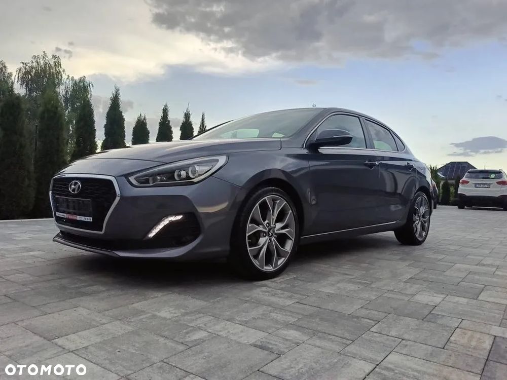 Hyundai i30 1.4 T-GDI Fastback Premium - 1