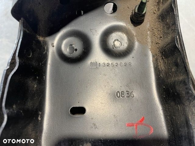 OPEL Astra J IV podłużnica lewa nowa wzmocnienie - 4