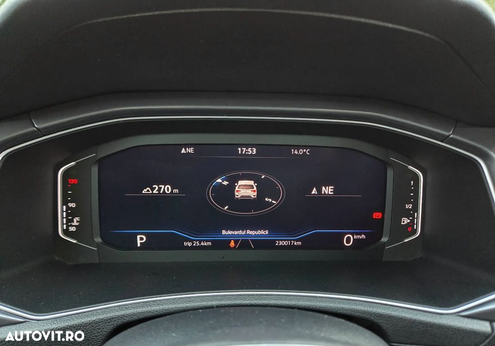 Volkswagen T-Roc 2.0 TDI SCR DSG Sport - 24