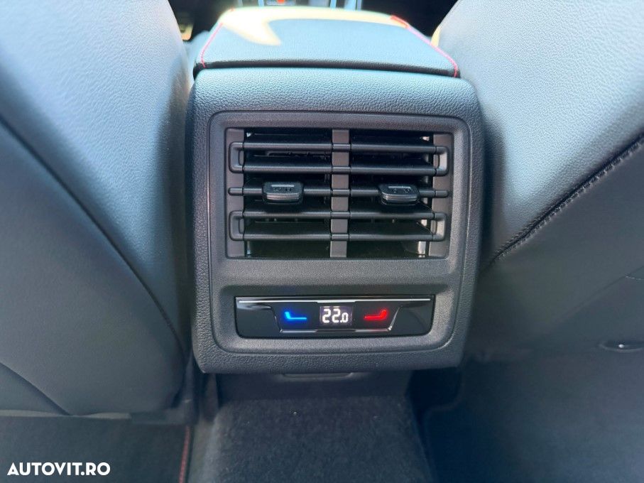 VOLKSWAGEN Golf 2025 — imagine 26