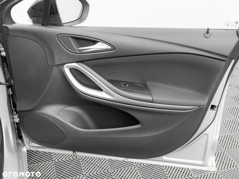 Opel Astra 1.2 T Edition S&S - 29