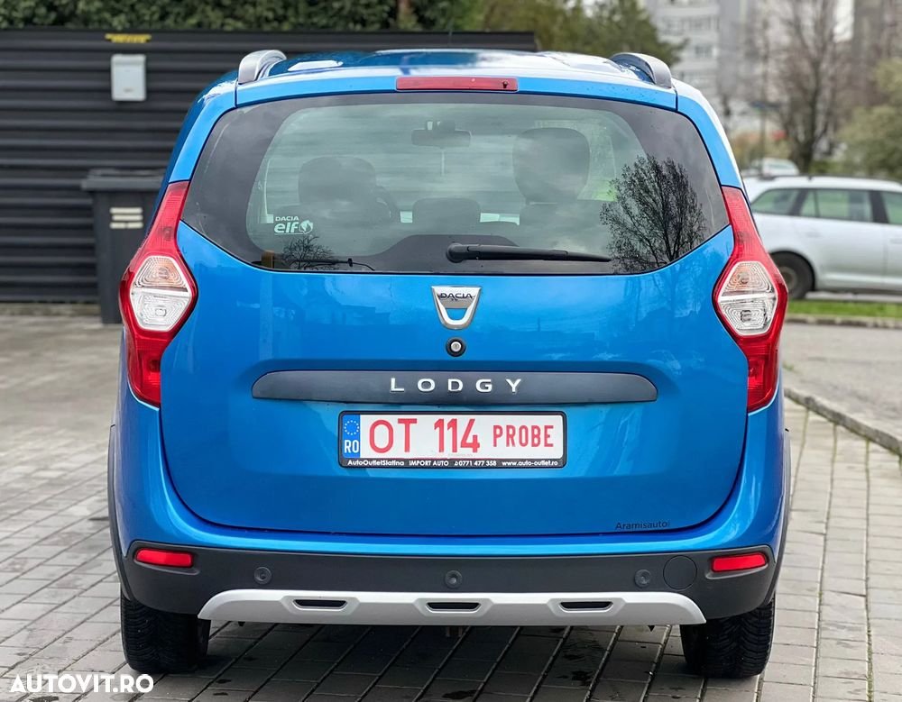 Dacia Lodgy 1.5 dCi Stepway - 9