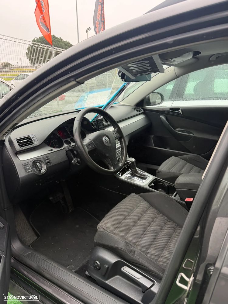 VW Passat Variant 2.0 TDI Sp R-Li DSG - 8