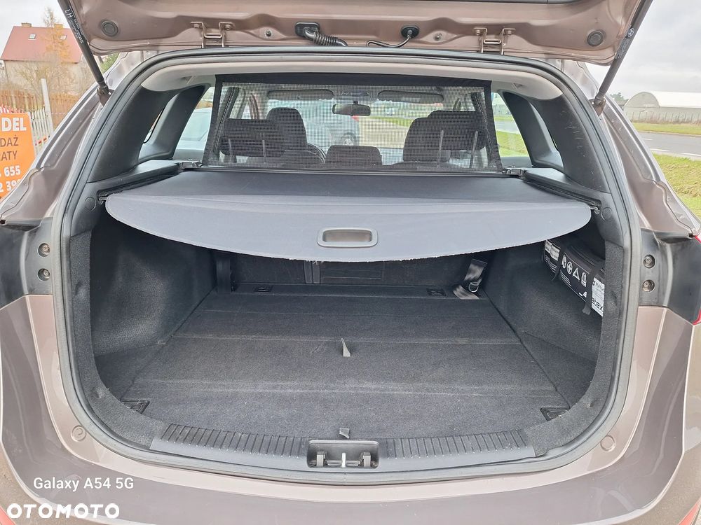 Hyundai i30 1.6 CRDi Trend - 16