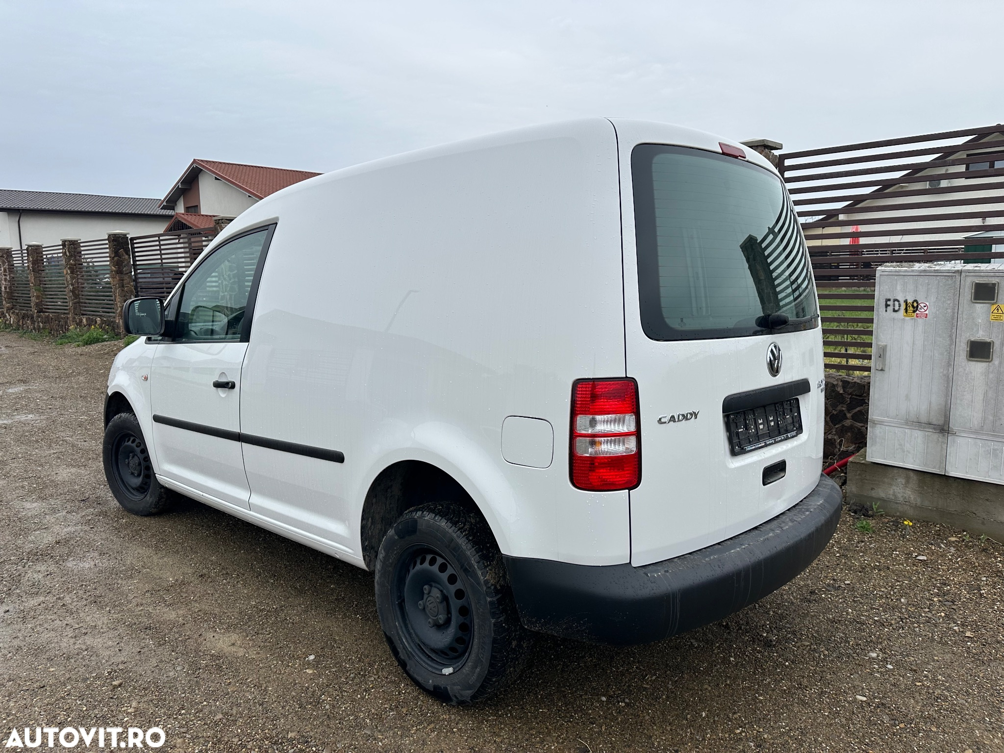 Volkswagen Caddy - 4
