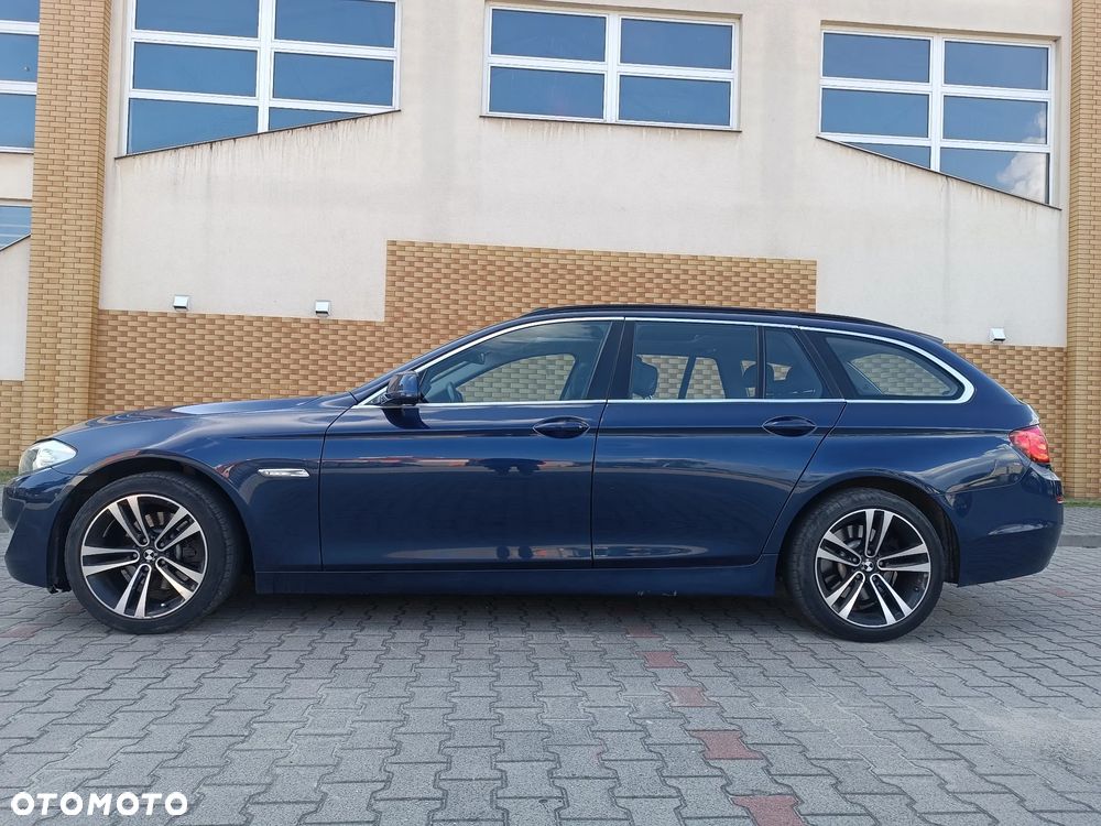 BMW Seria 5 520d Luxury Line - 3