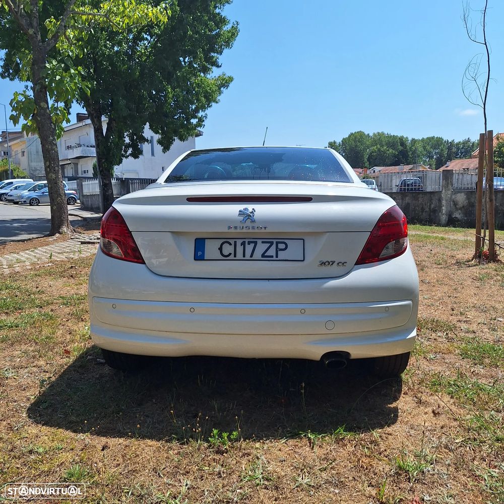 Peugeot 207 CC - 20