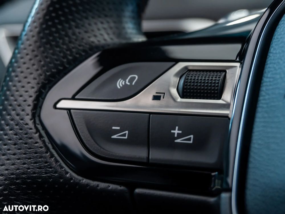 Peugeot 3008 1.5 BlueHDI S&S EAT8 GT-Line - 25