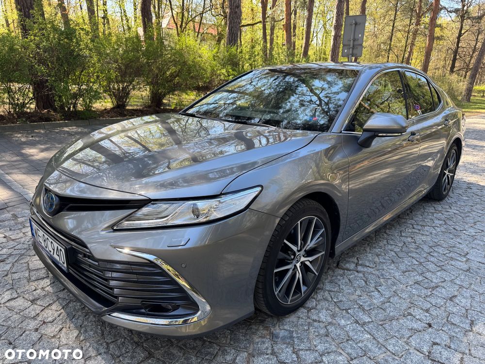 Toyota Camry 2.5 Hybrid Executive CVT - 1