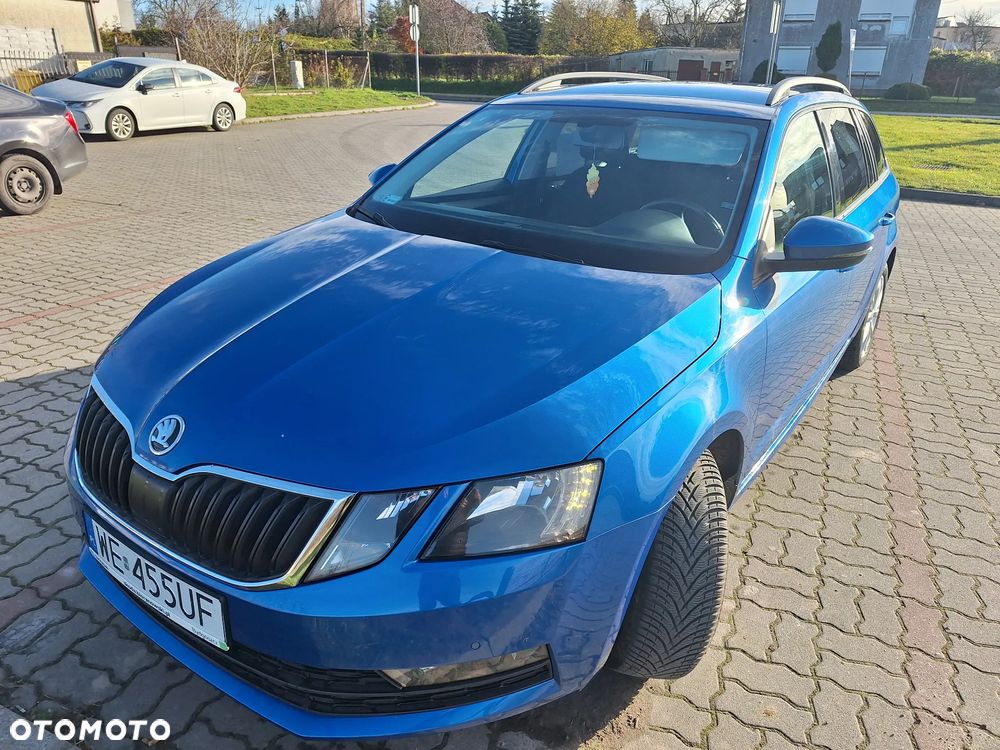 Skoda Octavia 1.6 TDI SCR Ambition DSG - 9