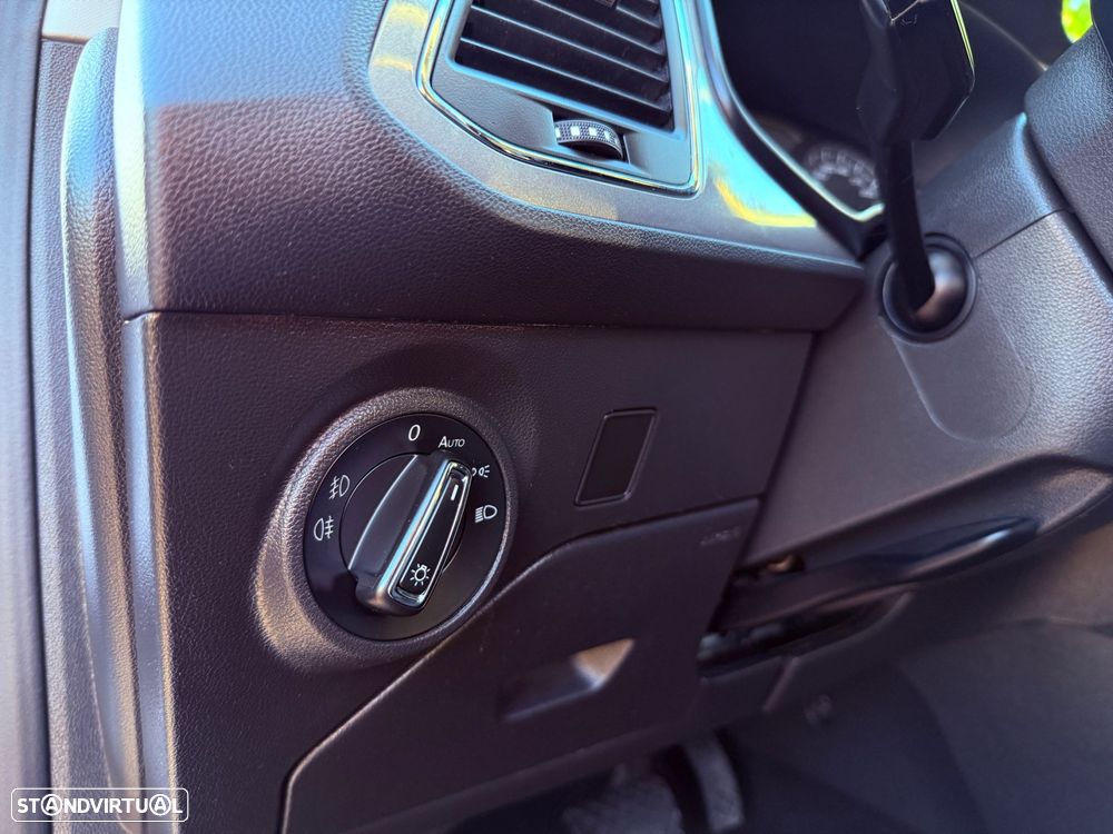 SEAT Leon 2.0 TDI FR DSG S/S - 25