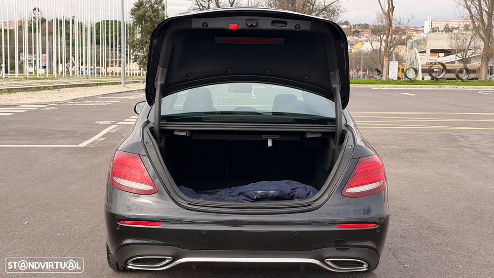 Mercedes-Benz E 220 d AMG Line - 35