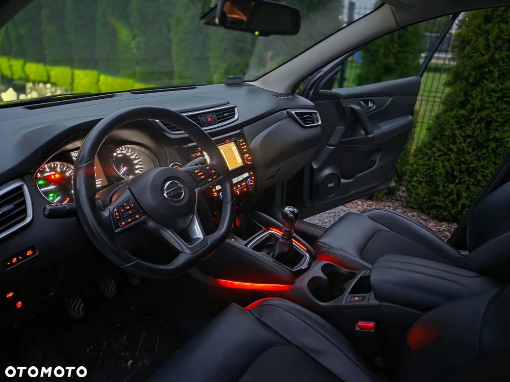 Nissan Qashqai 1.6 DIG-T Tekna - 14