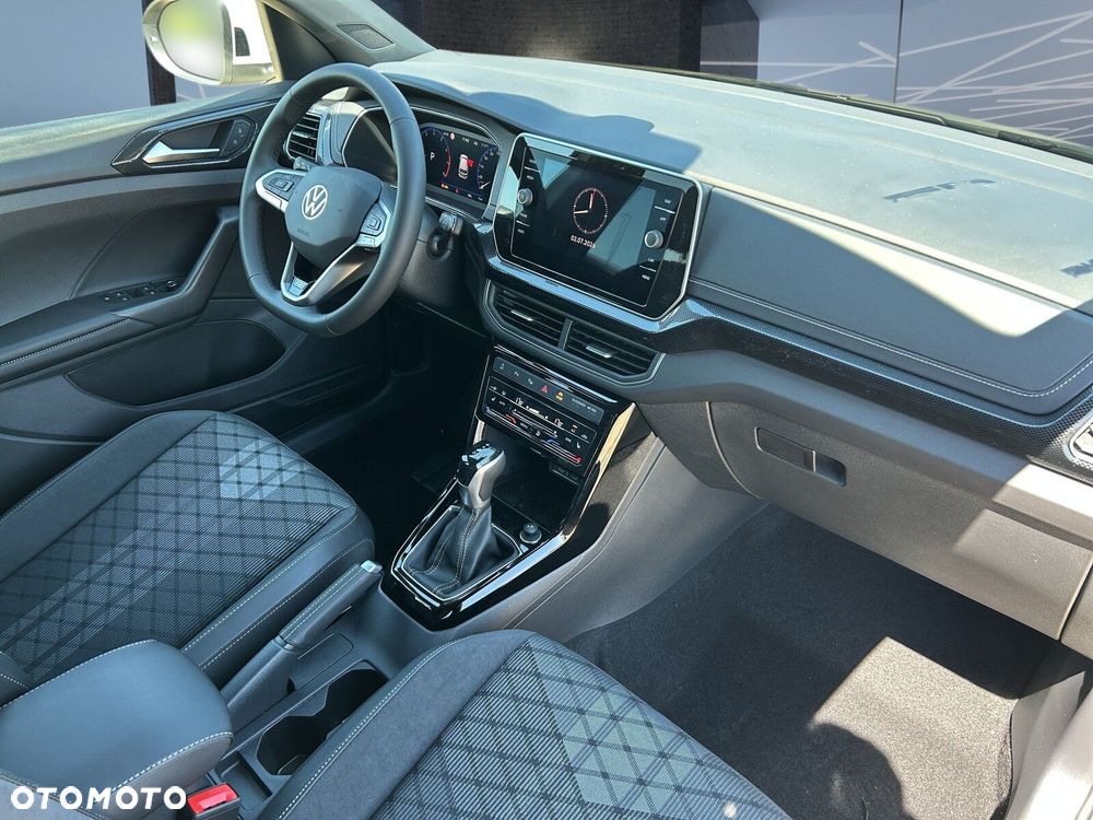 Volkswagen T-Cross - 14