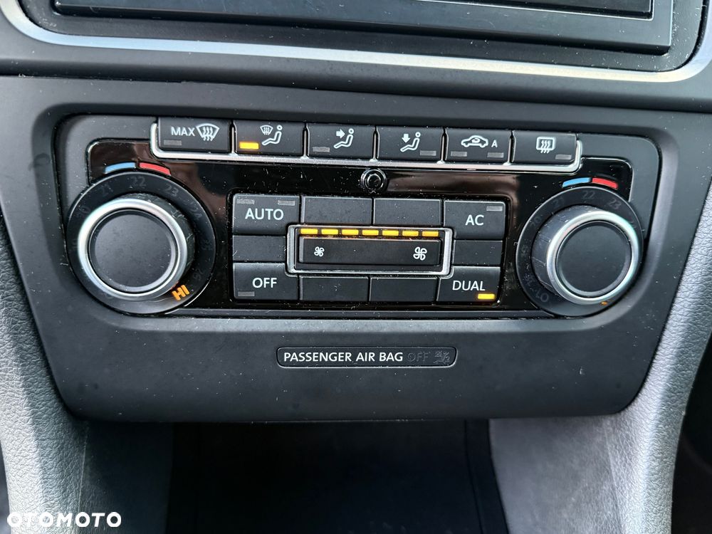 Volkswagen Golf - 19