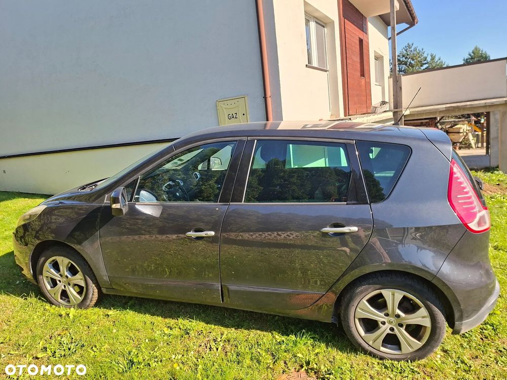 Renault Scenic 1.4 16V TCE Bose Edition - 1