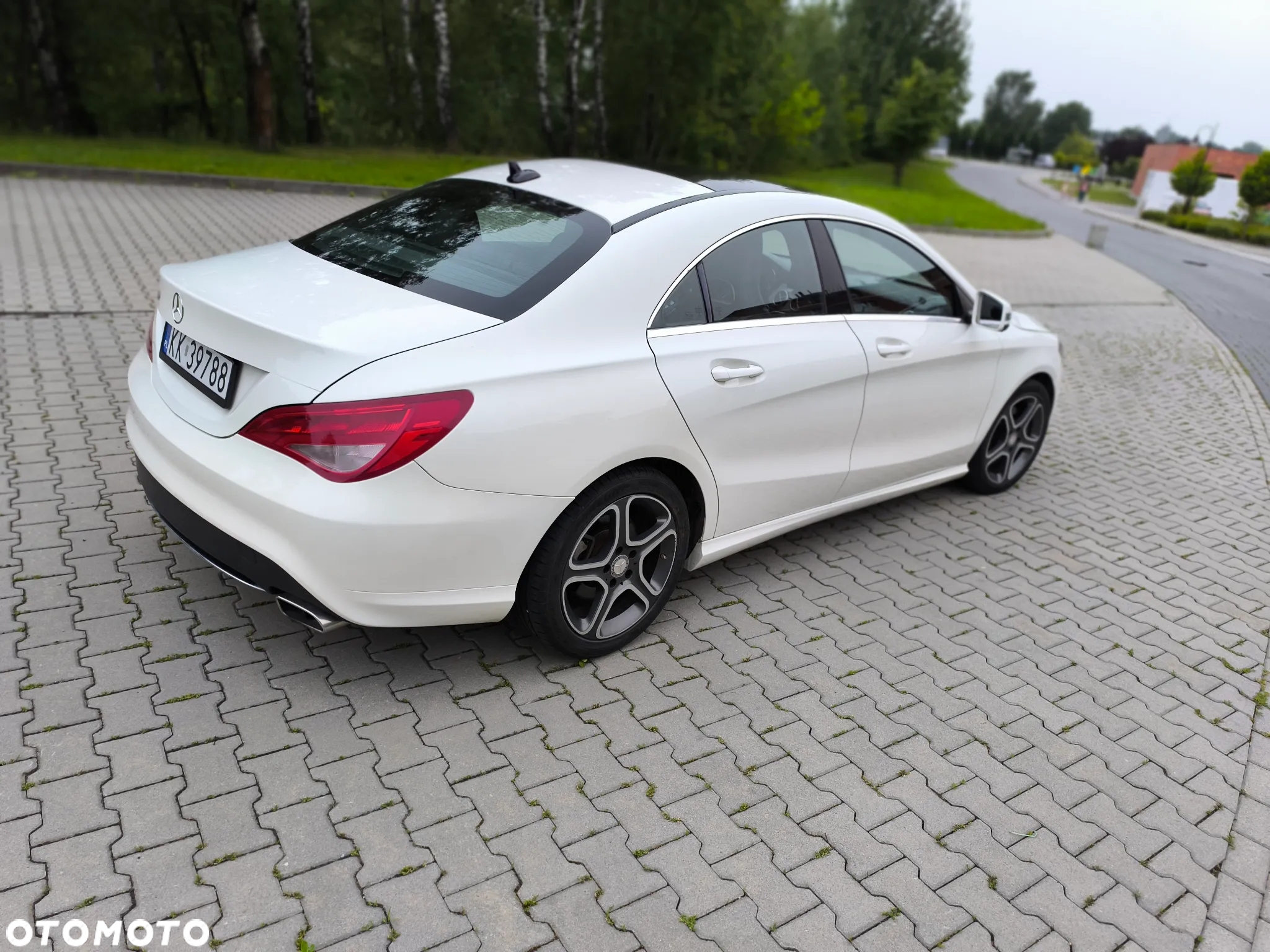 Mercedes-Benz CLA 250 7G-DCT - 24