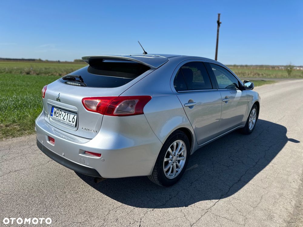 Mitsubishi Lancer - 3