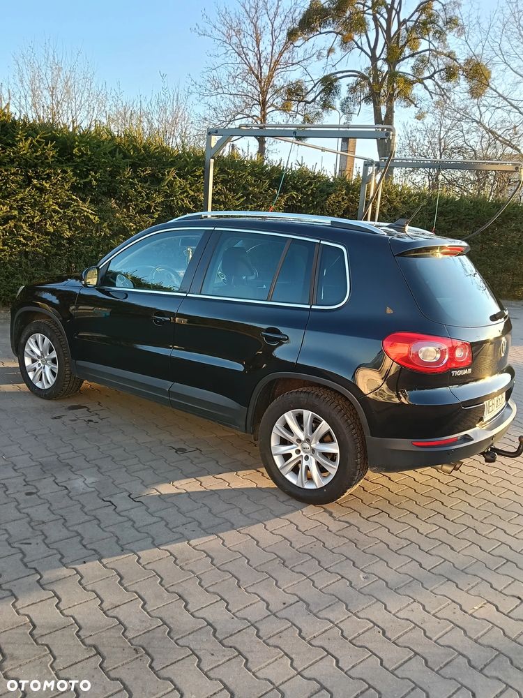 Volkswagen Tiguan 2.0 TSI 4Mot Track DSG - 8