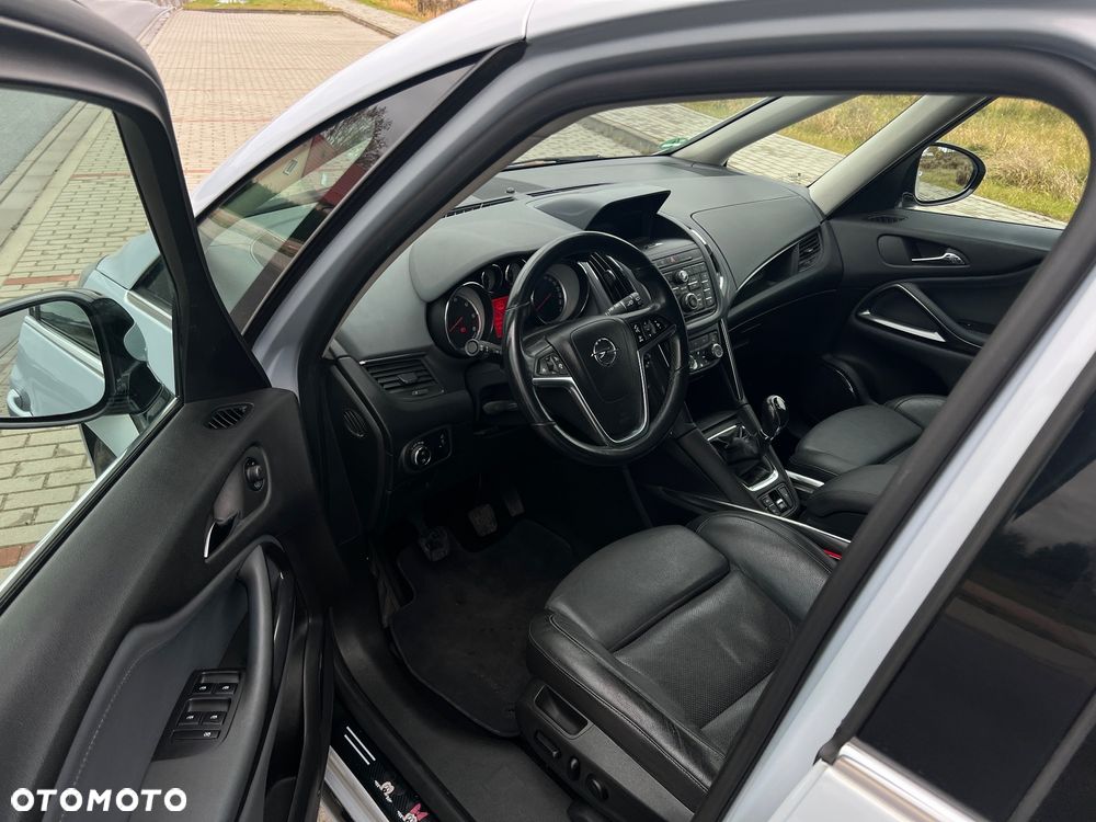 Opel Zafira 2.0 CDTI Cosmo - 18