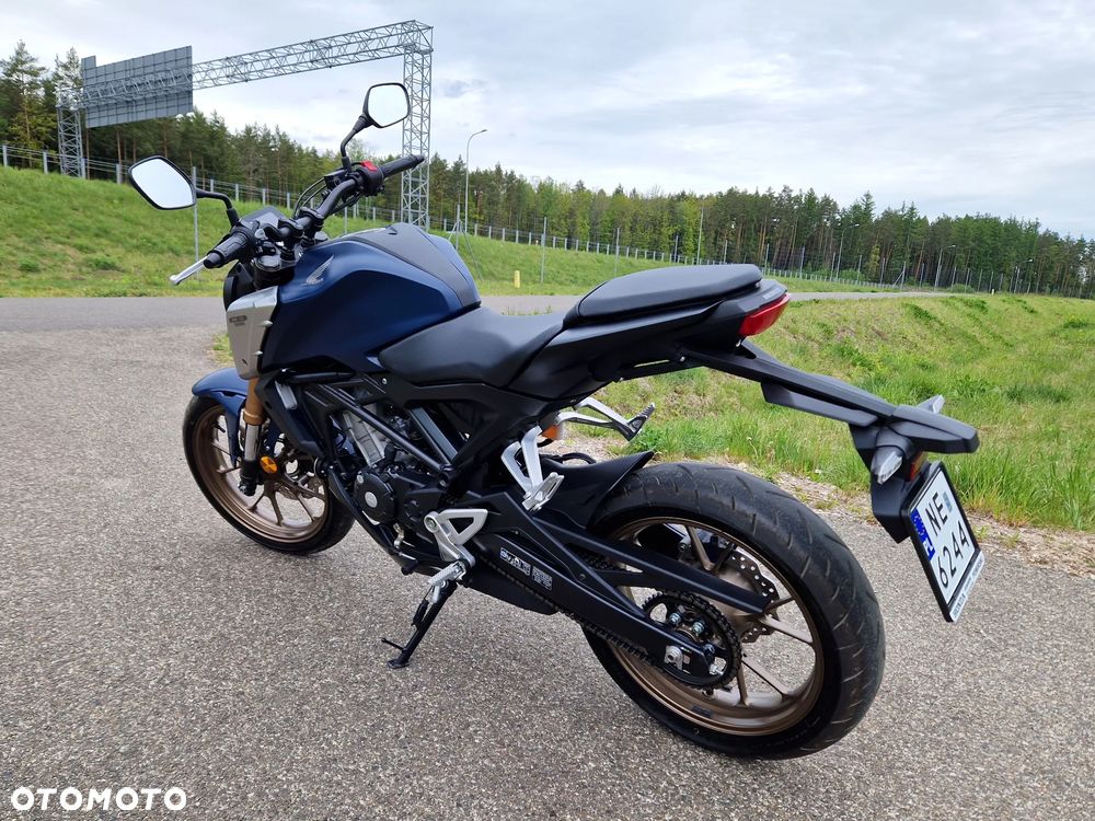 Honda CB - 4