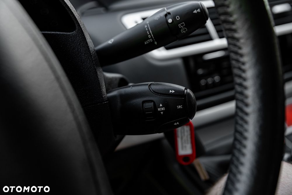 Citroën C8 HDi 165 Exclusive - 36