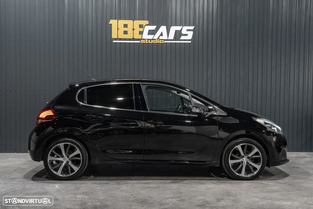 Peugeot 208 1.6 BlueHDi GT Line - 4