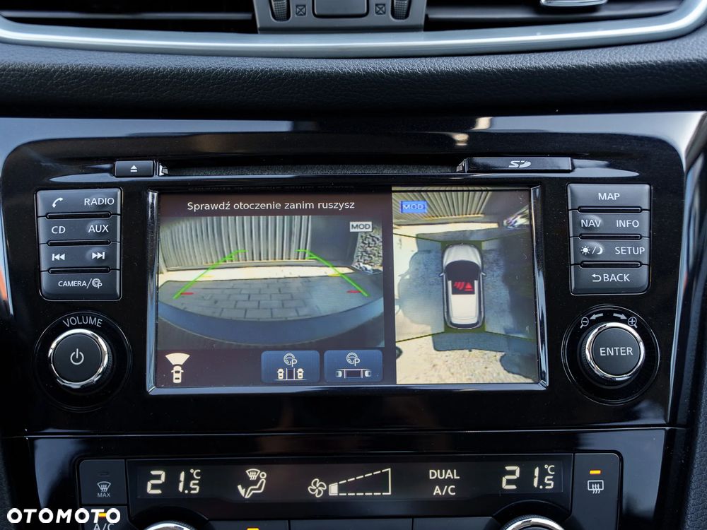 Nissan Qashqai 1.6 DIG-T N-Connecta - 25