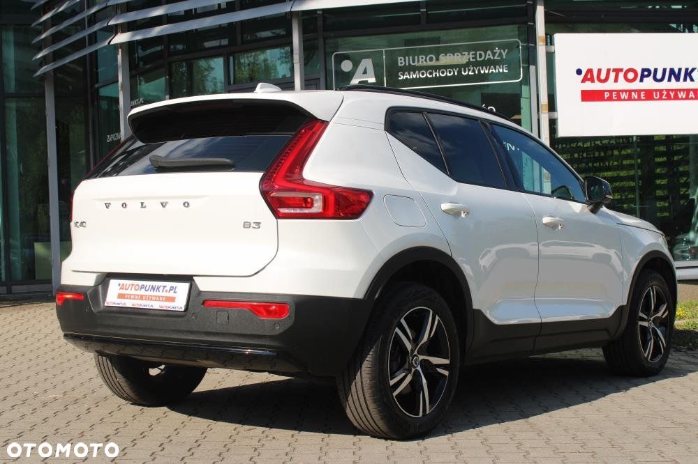 Volvo XC 40 - 5