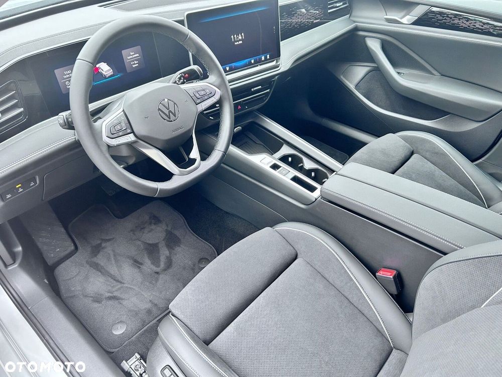 Volkswagen Passat - 8